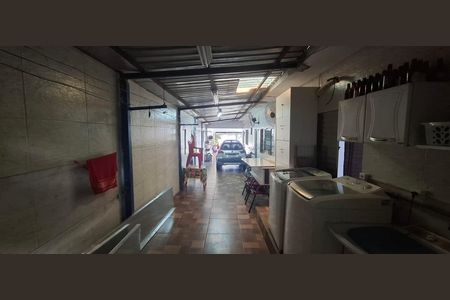 Casa para alugar com 80m², 4 quartos e 3 vagasÁrea de Serviço