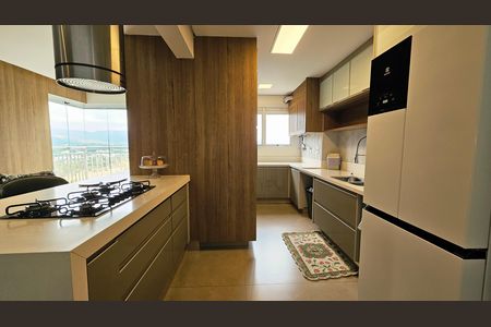 Apartamento à venda com 178m², 3 quartos e 3 vagas