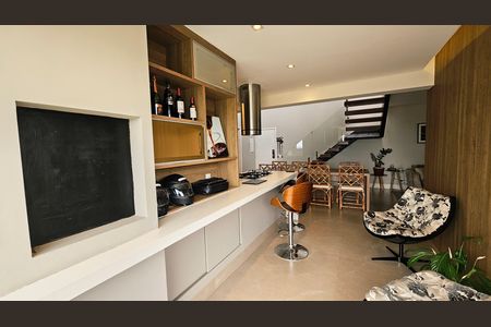 Apartamento à venda com 178m², 3 quartos e 3 vagas
