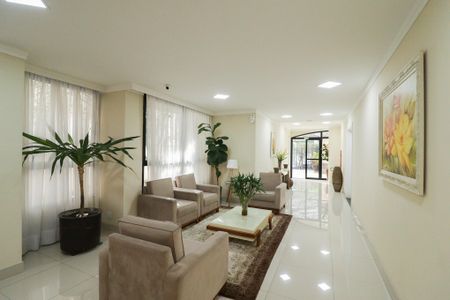 Apartamento à venda com 60m², 2 quartos e 2 vagas Apartamento à venda com 60m², 2 quartos e 2 vagasHall