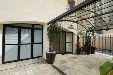 Apartamento à venda com 60m², 2 quartos e 2 vagas Apartamento à venda com 60m², 2 quartos e 2 vagasFachada