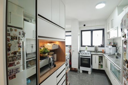 Apartamento à venda com 60m², 2 quartos e 2 vagas Apartamento à venda com 60m², 2 quartos e 2 vagasCozinha e Área de Serviço