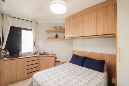 Apartamento à venda com 60m², 2 quartos e 2 vagas Apartamento à venda com 60m², 2 quartos e 2 vagasSuíte