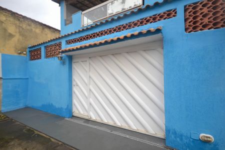 Casa para alugar com 201m², 3 quartos e 1 vaga Casa para alugar com 201m², 3 quartos e 1 vagaFachada