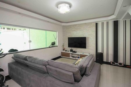 Casa à venda com 3 quartos, 180m² em Sítio da Figueira, São Paulo