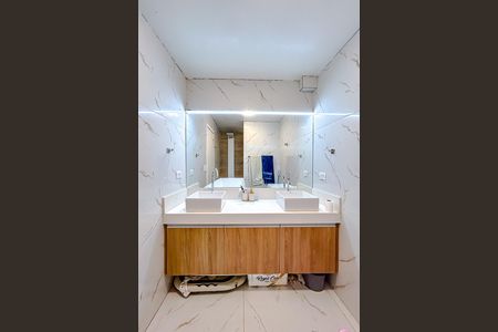 Apartamento para alugar com 91m², 3 quartos e 1 vagaBanheiro