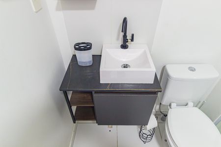 Casa de condomínio para alugar com 30m², 1 quarto e sem vaga Casa de condomínio para alugar com 30m², 1 quarto e sem vagaDetalhe - Banheiro