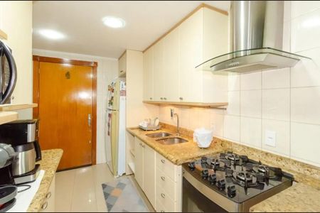 Apartamento para alugar com 80m², 3 quartos e 1 vaga Apartamento para alugar com 80m², 3 quartos e 1 vagaCozinha