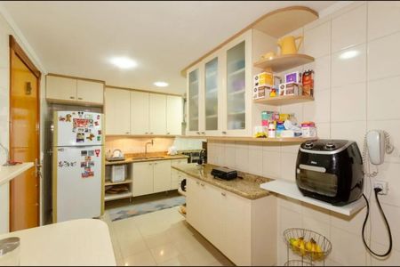 Apartamento para alugar com 80m², 3 quartos e 1 vaga Apartamento para alugar com 80m², 3 quartos e 1 vagaCozinha