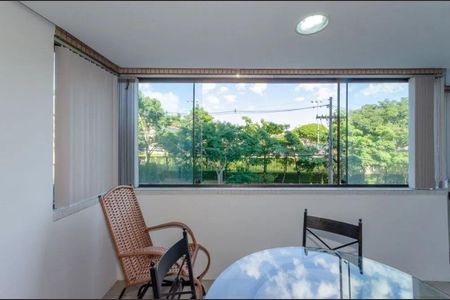Apartamento para alugar com 80m², 3 quartos e 1 vaga