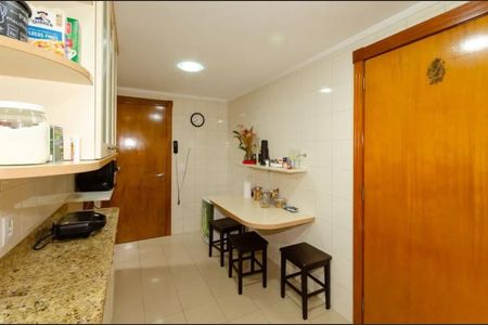 Apartamento para alugar com 80m², 3 quartos e 1 vaga Apartamento para alugar com 80m², 3 quartos e 1 vagaCozinha