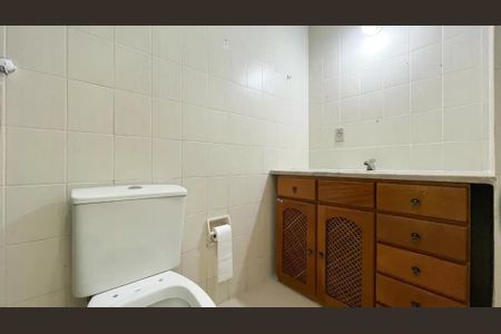 Apartamento para alugar com 69m², 2 quartos e 1 vaga Apartamento para alugar com 69m², 2 quartos e 1 vagaBanheiro