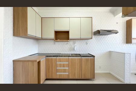 Cozinha de apartamento para alugar com 2 quartos, 69m² em Cristal, Porto Alegre