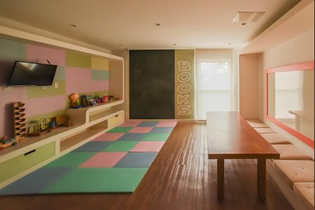 Apartamento à venda com 66m², 2 quartos e 2 vagas Apartamento à venda com 66m², 2 quartos e 2 vagasÁrea comum - Brinquedoteca