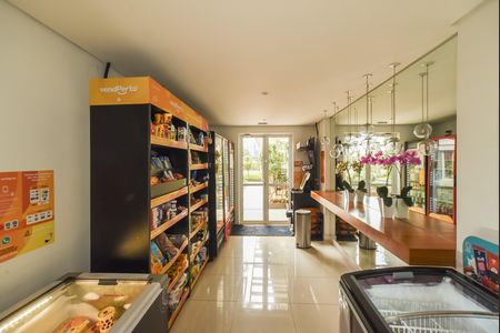 Apartamento à venda com 66m², 2 quartos e 2 vagas Apartamento à venda com 66m², 2 quartos e 2 vagasÁrea comum - Mini mercado