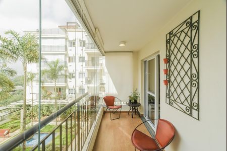 Apartamento à venda com 66m², 2 quartos e 2 vagas Apartamento à venda com 66m², 2 quartos e 2 vagasVaranda