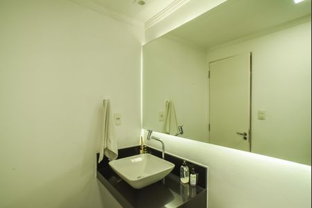 Apartamento à venda com 66m², 2 quartos e 2 vagas Apartamento à venda com 66m², 2 quartos e 2 vagasBanheiro