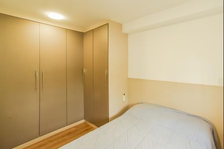 Apartamento à venda com 66m², 2 quartos e 2 vagas Apartamento à venda com 66m², 2 quartos e 2 vagasSuíte