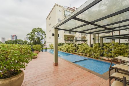 Apartamento à venda com 66m², 2 quartos e 2 vagas Apartamento à venda com 66m², 2 quartos e 2 vagasÁrea comum - Piscina