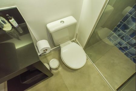 Apartamento à venda com 66m², 2 quartos e 2 vagas Apartamento à venda com 66m², 2 quartos e 2 vagasBanheiro