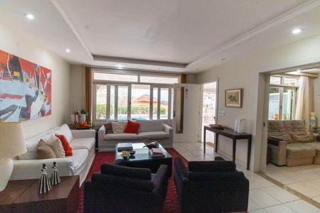 Casa de condomínio para alugar com 270m², 3 quartos e 2 vagas Casa de condomínio para alugar com 270m², 3 quartos e 2 vagasSala