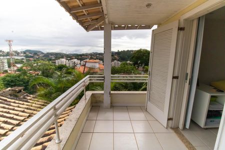 Casa de condomínio para alugar com 270m², 3 quartos e 2 vagas Casa de condomínio para alugar com 270m², 3 quartos e 2 vagasVaranda do Quarto