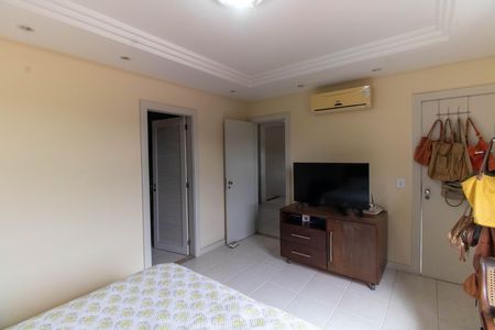 Casa de condomínio para alugar com 270m², 3 quartos e 2 vagas Casa de condomínio para alugar com 270m², 3 quartos e 2 vagasSuíte 2