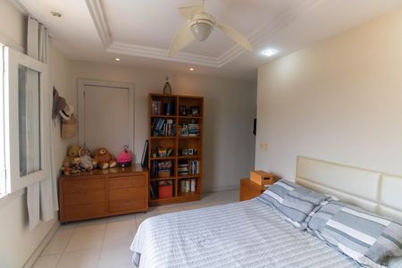 Casa de condomínio para alugar com 270m², 3 quartos e 2 vagas Casa de condomínio para alugar com 270m², 3 quartos e 2 vagasSuíte 1