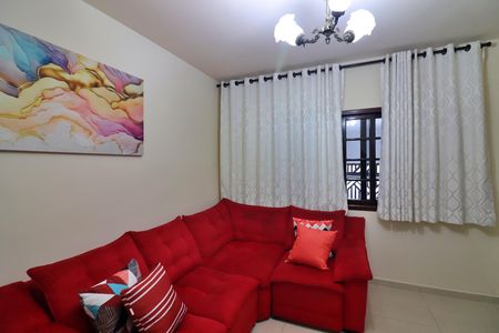 Casa à venda com 130m², 3 quartos e 1 vagaSala 