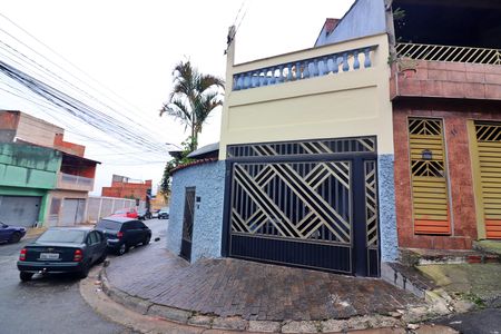 Casa à venda com 130m², 3 quartos e 1 vagaFachada