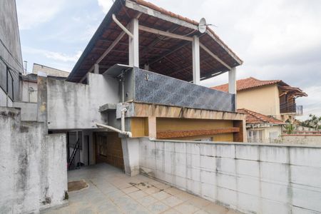 Terraço 2 de casa à venda com 6 quartos, 256m² em Parque São Lucas, São Paulo