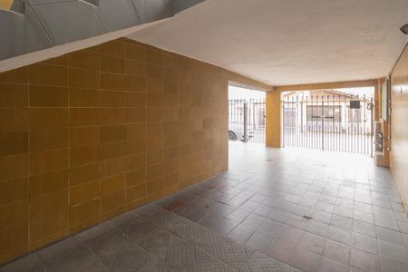 Garagem de casa à venda com 6 quartos, 256m² em Parque São Lucas, São Paulo