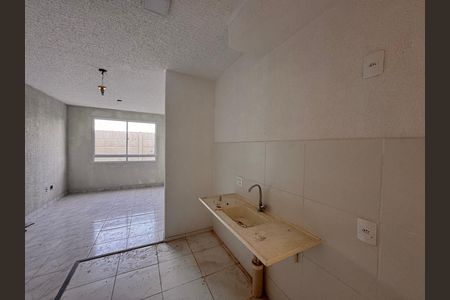 Apartamento à venda com 43m², 2 quartos e sem vagaCozinha e Área de Serviço