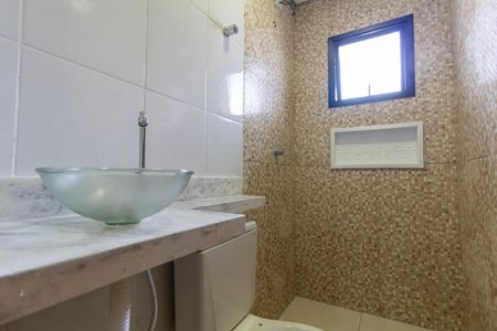 Casa à venda com 80m², 3 quartos e 1 vagaBanheiro 1
