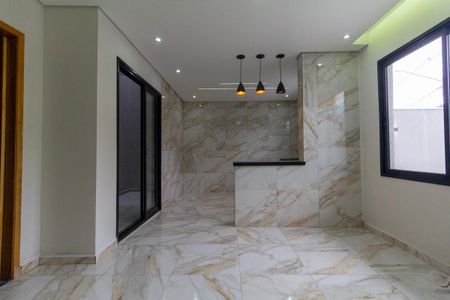 Sala de casa à venda com 3 quartos, 80m² em Vila Paranagua, São Paulo