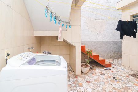 Casa para alugar com 50m², 1 quarto e sem vagaÁrea de Serviço