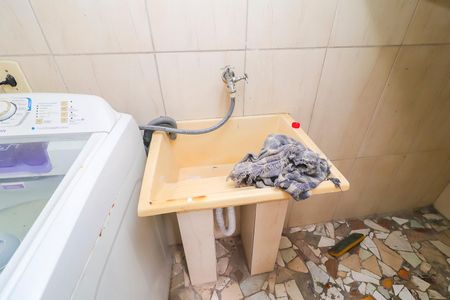 Casa para alugar com 50m², 1 quarto e sem vagaÁrea de Serviço