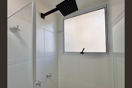 Apartamento à venda com 43m², 2 quartos e 1 vaga Apartamento à venda com 43m², 2 quartos e 1 vagaBanheiro Social