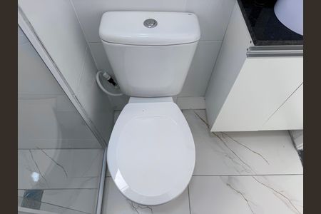 Banheiro Social de apartamento à venda com 2 quartos, 43m² em Vargem Pequena, Rio de Janeiro
