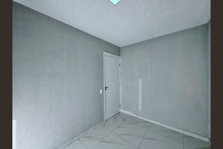 Apartamento à venda com 43m², 2 quartos e 1 vaga Apartamento à venda com 43m², 2 quartos e 1 vagaQuarto 2