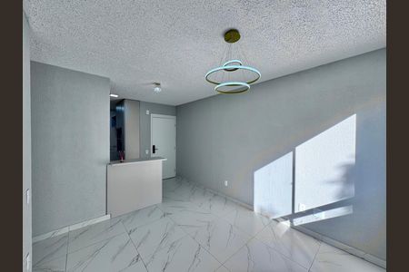 Sala de apartamento à venda com 2 quartos, 43m² em Vargem Pequena, Rio de Janeiro