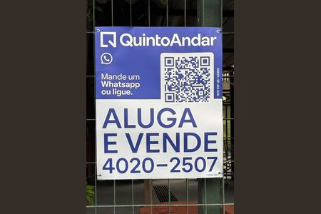 Apartamento à venda com 56m², 3 quartos e 1 vaga Apartamento à venda com 56m², 3 quartos e 1 vagaPlaca