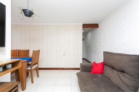 Sala de apartamento para alugar com 3 quartos, 56m² em Itaquera, São Paulo