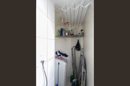 Apartamento à venda com 56m², 3 quartos e 1 vaga Apartamento à venda com 56m², 3 quartos e 1 vagaÁrea de Serviço