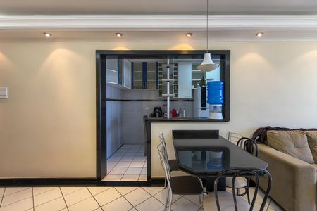 Apartamento para alugar com 90m², 2 quartos e 1 vaga Apartamento para alugar com 90m², 2 quartos e 1 vagaCozinha