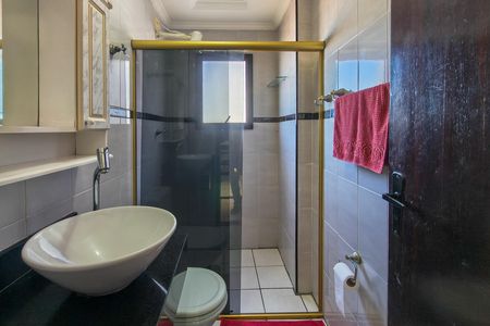 Apartamento para alugar com 90m², 2 quartos e 1 vaga Apartamento para alugar com 90m², 2 quartos e 1 vagaBanheiro