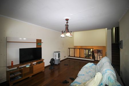 Casa para alugar com 220m², 3 quartos e 6 vagas