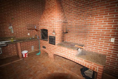 Casa para alugar com 220m², 3 quartos e 6 vagas