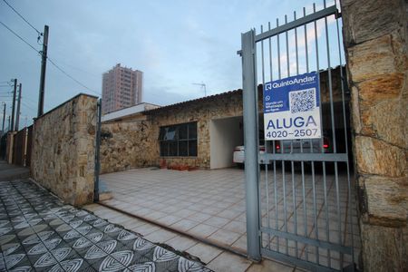 Casa para alugar com 220m², 3 quartos e 6 vagas
