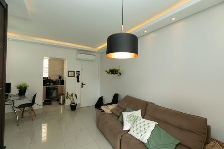 Apartamento à venda com 72m², 3 quartos e 1 vaga Apartamento à venda com 72m², 3 quartos e 1 vagaSALA DOIS AMBIENTES